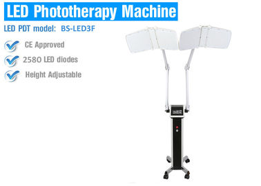 Peau de STATION THERMALE serrant la machine de PDT LED Phototherapy avec le photon de 4 couleurs pour le traitement de visage