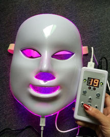 Le massage facial de beauté de machine de la photodynamique LED Phototherapy de photon épluche des soins de la peau quotidiens de machine