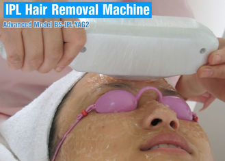 Machine indolore d'épilation de laser de chargement initial pour le dépilage/rajeunissement permanents de peau