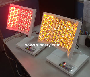 Machine portative de LED Phototherapy avec lumière rouge/bleue/jaune pour le traitement de visage