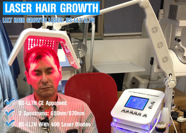 Machine indolore confortable de traitement de recroissance de cheveux de laser de diode tenue dans la main