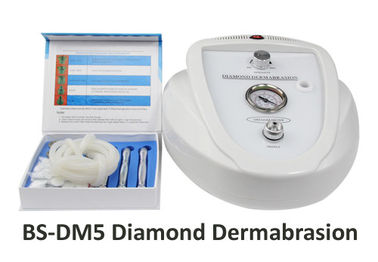 Machine portative de Microdermabrasion de peau de diamant de salon de beauté pour le rajeunissement de peau